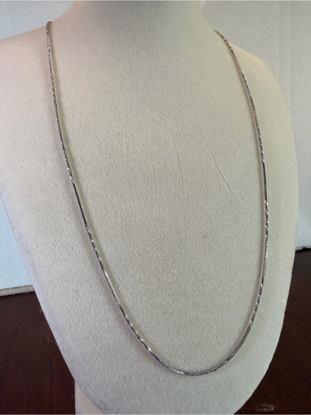21” delicate snake chain with twists